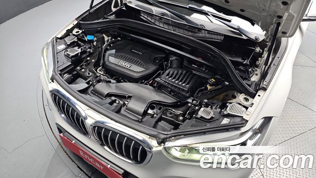 BMW X1 (F48) xDrive 20d xLine 2019 — фото 6