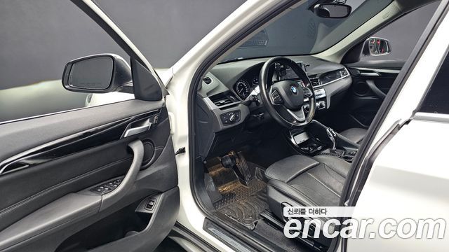 BMW X1 (F48) xDrive 20d xLine 2019 — фото 10