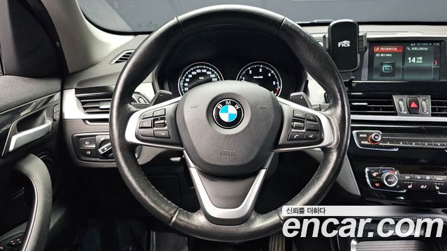 BMW X1 (F48) xDrive 20d xLine 2019 — фото 13