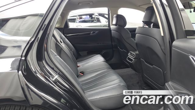 Genesis G80 (RG3) Gasoline 2.5 Turbo 2WD 2022 — фото 16