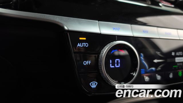 Genesis G80 (RG3) Gasoline 2.5 Turbo 2WD 2022 — фото 33