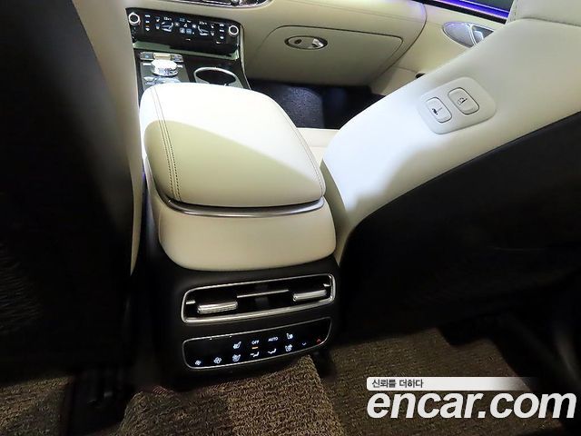 Genesis GV70 2.5T Gasoline 2WD 2025 — фото 18