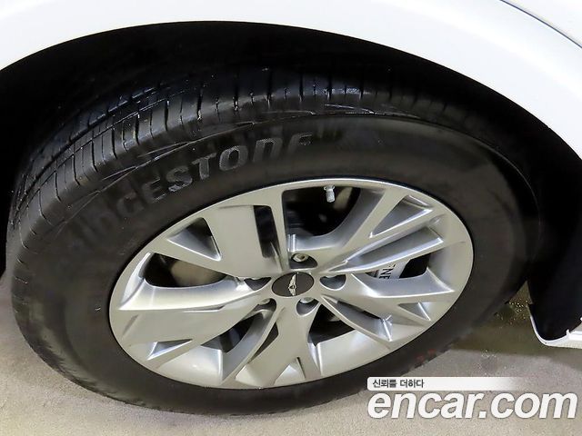Genesis GV70 2.5T Gasoline 2WD 2025 — фото 24