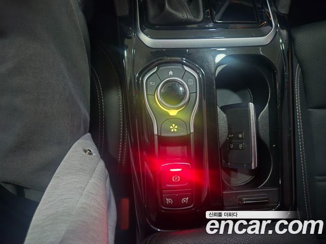 Renault Korea SM6 2.0 LPe LE 2020 — фото 15