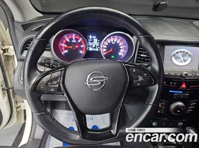 KG Mobility (SsangYong) Tivoli Air Diesel IX 2WD 2016 — фото 10
