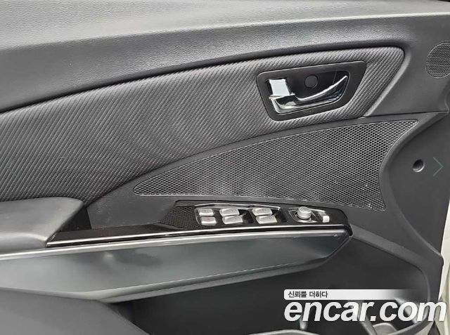 KG Mobility (SsangYong) Tivoli Air Diesel IX 2WD 2016 — фото 21