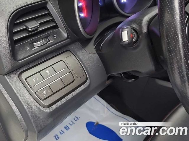 KG Mobility (SsangYong) Tivoli Air Diesel IX 2WD 2016 — фото 22