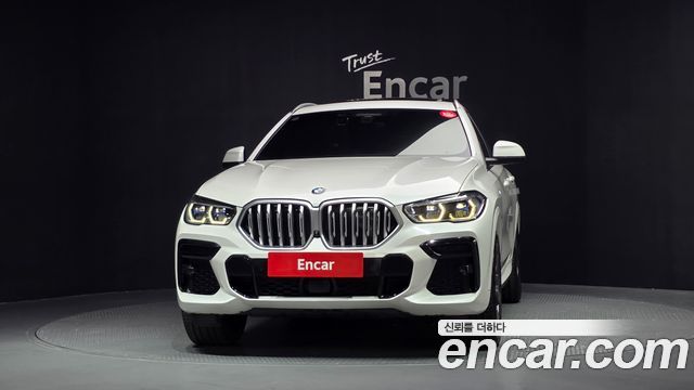 BMW X6 (G06) xDrive40i M Sport 2022 — фото 3