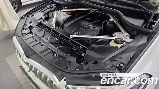 BMW X6 (G06) xDrive40i M Sport 2022 — фото 6