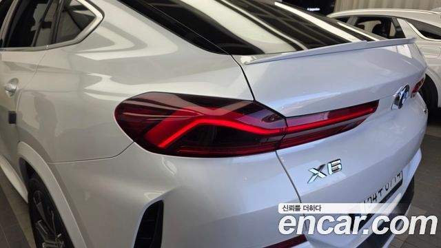 BMW X6 (G06) xDrive40i M Sport 2022 — фото 23