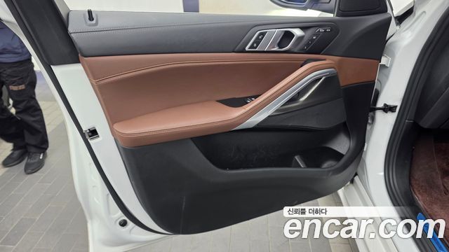BMW X6 (G06) xDrive40i M Sport 2022 — фото 24
