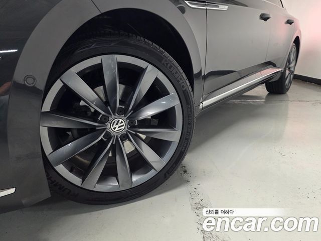 Volkswagen Arteon 2.0 TDI Prestige 2020 — фото 24