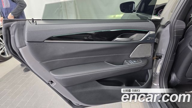 BMW 6 Series GT (G32) 630i xDrive M Sport 2022 — фото 25