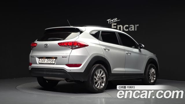Hyundai Tucson Diesel 1.7 2WD Modern 2016 — фото 2