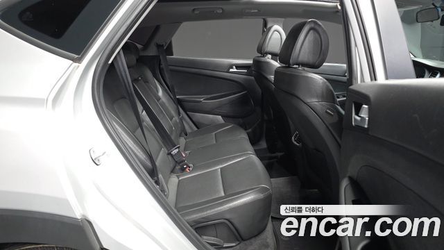 Hyundai Tucson Diesel 1.7 2WD Modern 2016 — фото 12