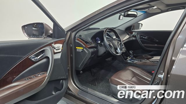Hyundai Grandeur (HG) HG300 Premium 2016 — фото 10