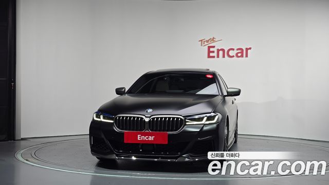 BMW 5 Series (G30) M550i xDrive 2021 — фото 3