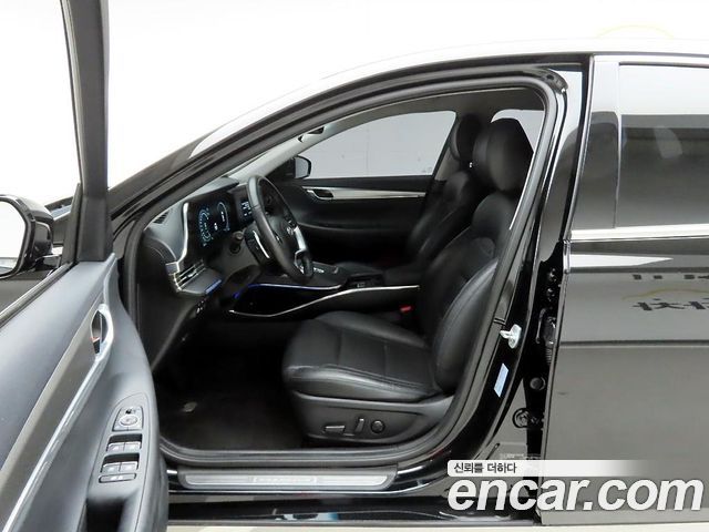 Hyundai Grandeur (IG) 2.5 Le Blanc 2023 — фото 16