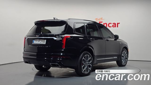 Cadillac XT6 3.6 Sport 2024 — фото 2
