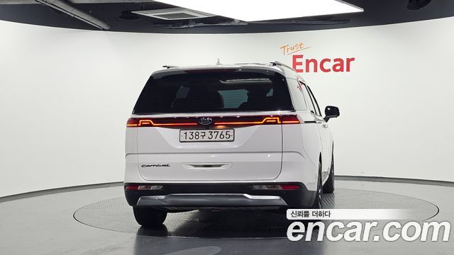 Kia Carnival (IV) Diesel 9-Seater Signature 2021 — фото 4