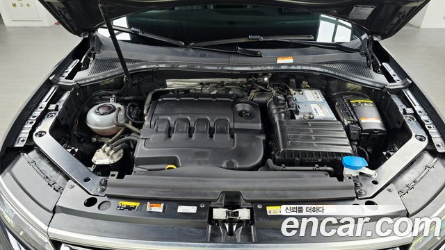 Volkswagen Tiguan (II) 2.0 TDI Prestige 2020 — фото 6
