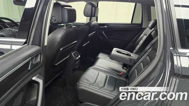 Volkswagen Tiguan (II) 2.0 TDI Prestige 2020 — фото 16