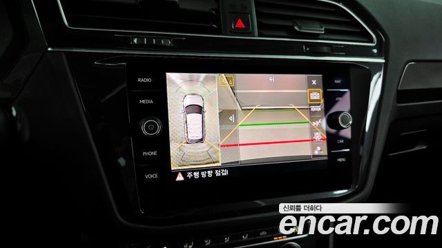 Volkswagen Tiguan (II) 2.0 TDI Prestige 2020 — фото 19
