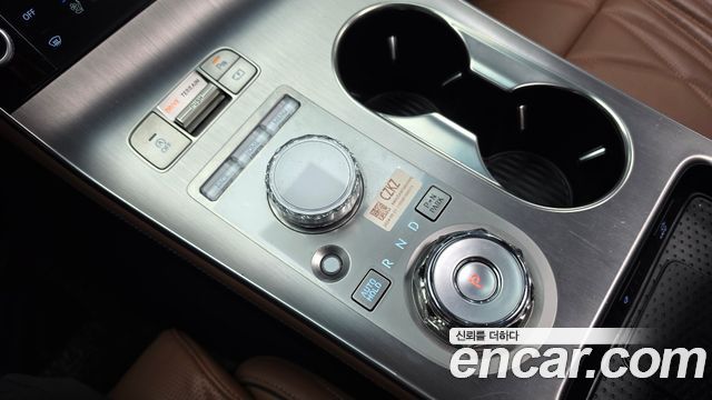 Genesis GV70 2.5T Gasoline AWD 2025 — фото 9