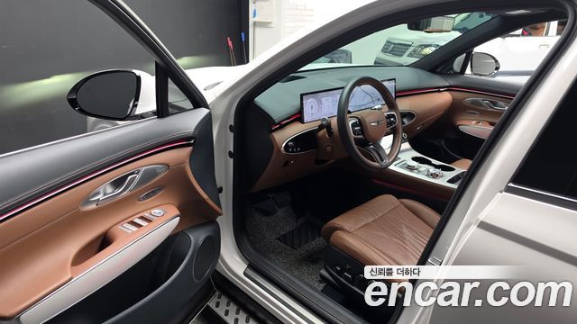Genesis GV70 2.5T Gasoline AWD 2025 — фото 10