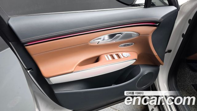 Genesis GV70 2.5T Gasoline AWD 2025 — фото 24