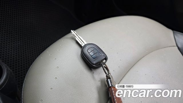 Chevrolet Spark LS Star 2012 — фото 17