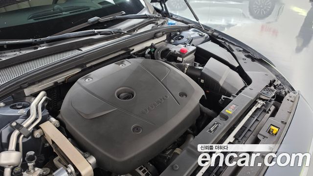Volvo V60 Cross Country (II) T5 Pro AWD 2020 — фото 6
