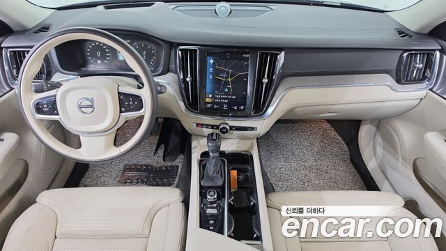 Volvo V60 Cross Country (II) T5 Pro AWD 2020 — фото 7