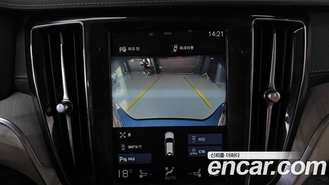 Volvo V60 Cross Country (II) T5 Pro AWD 2020 — фото 15