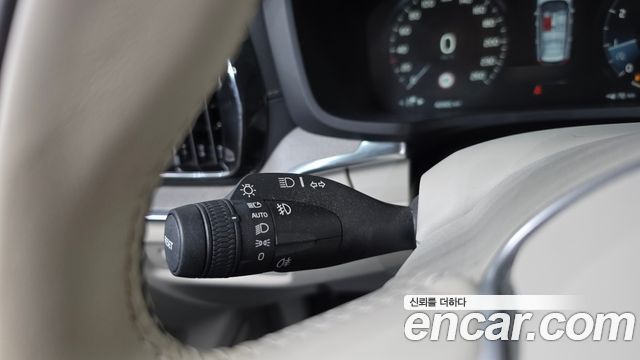 Volvo V60 Cross Country (II) T5 Pro AWD 2020 — фото 28