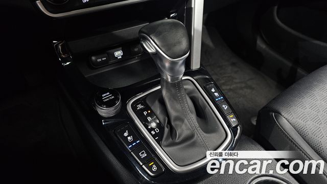 Kia Seltos Gasoline 1.6 Turbo 2WD Prestige 2020 — фото 9