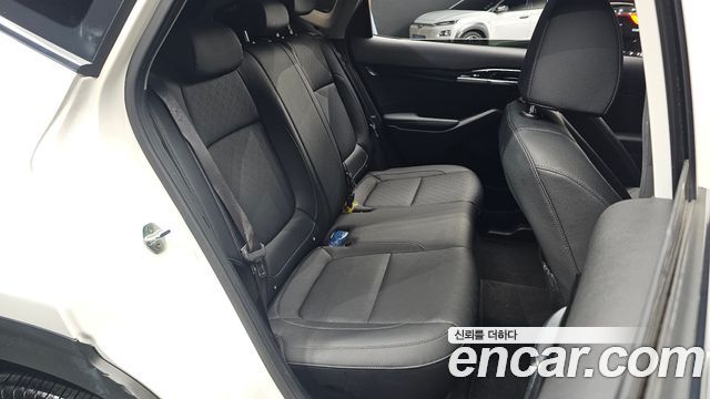 Kia Seltos Gasoline 1.6 Turbo 2WD Prestige 2020 — фото 11