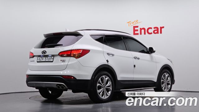 Hyundai Santa Fe (DM) Diesel(e-VGT) 2.0 4WD Exclusive 2015 — фото 2