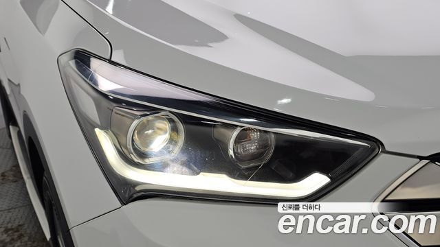 Hyundai Santa Fe (DM) Diesel(e-VGT) 2.0 4WD Exclusive 2015 — фото 22