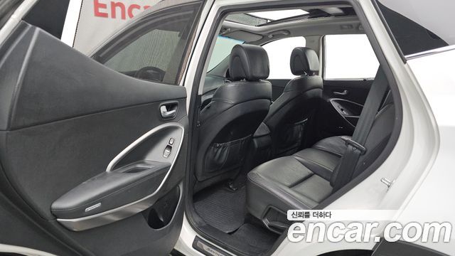 Hyundai Santa Fe (DM) Diesel(e-VGT) 2.0 4WD Exclusive 2015 — фото 26