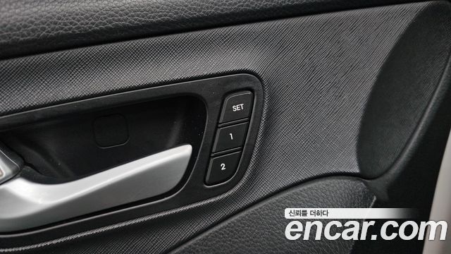 Hyundai Santa Fe (DM) Diesel(e-VGT) 2.0 4WD Exclusive 2015 — фото 31