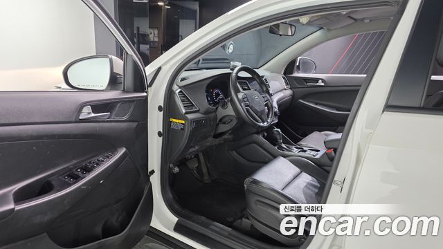 Hyundai Tucson Diesel 1.7 2WD Modern 2017 — фото 10