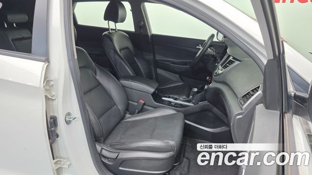 Hyundai Tucson Diesel 1.7 2WD Modern 2017 — фото 11
