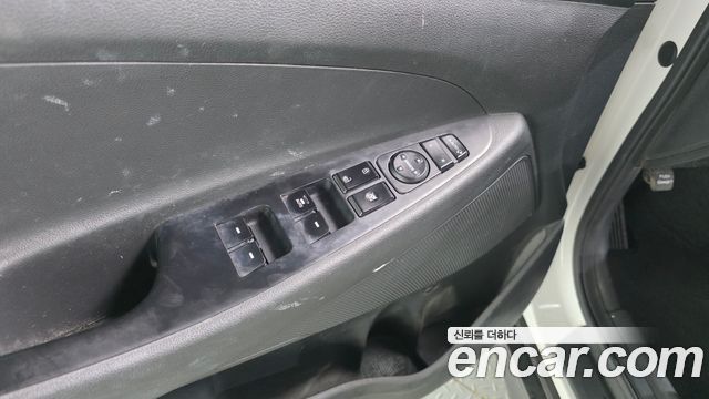 Hyundai Tucson Diesel 1.7 2WD Modern 2017 — фото 16