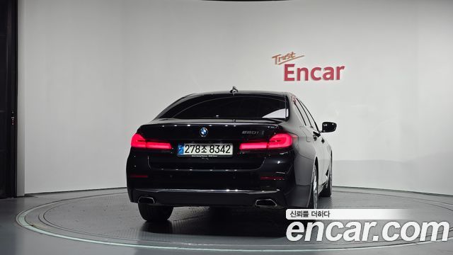 BMW 5 Series (G30) 520i Luxury 2022 — фото 4