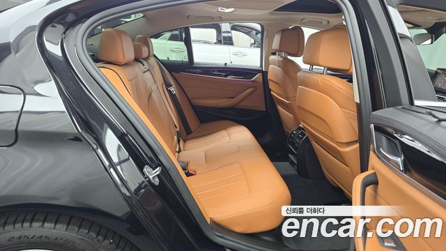BMW 5 Series (G30) 520i Luxury 2022 — фото 11