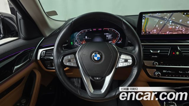 BMW 5 Series (G30) 520i Luxury 2022 — фото 13