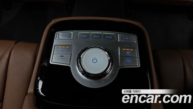 Genesis G80 (RG3) Gasoline 2.5 Turbo AWD 2024 — фото 37