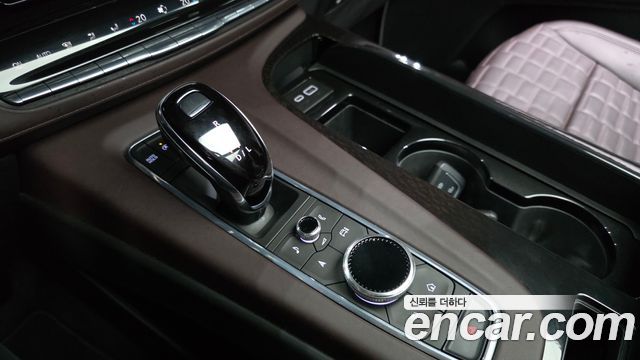 Cadillac Escalade (V) 6.2 Premium Luxury Platinum 2023 — фото 9