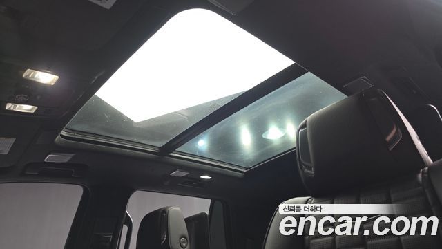Cadillac Escalade (V) 6.2 Premium Luxury Platinum 2023 — фото 19